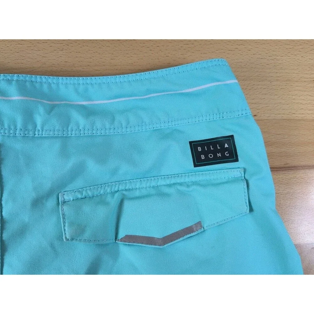 Billabong Platinum X North Point Men's Colorful Board Shorts Size 30